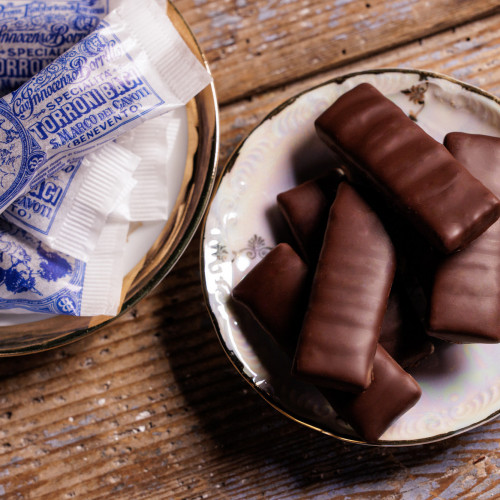 【数量限定】Torroni Baci チョコレート / 限定デザイン缶 5個入り